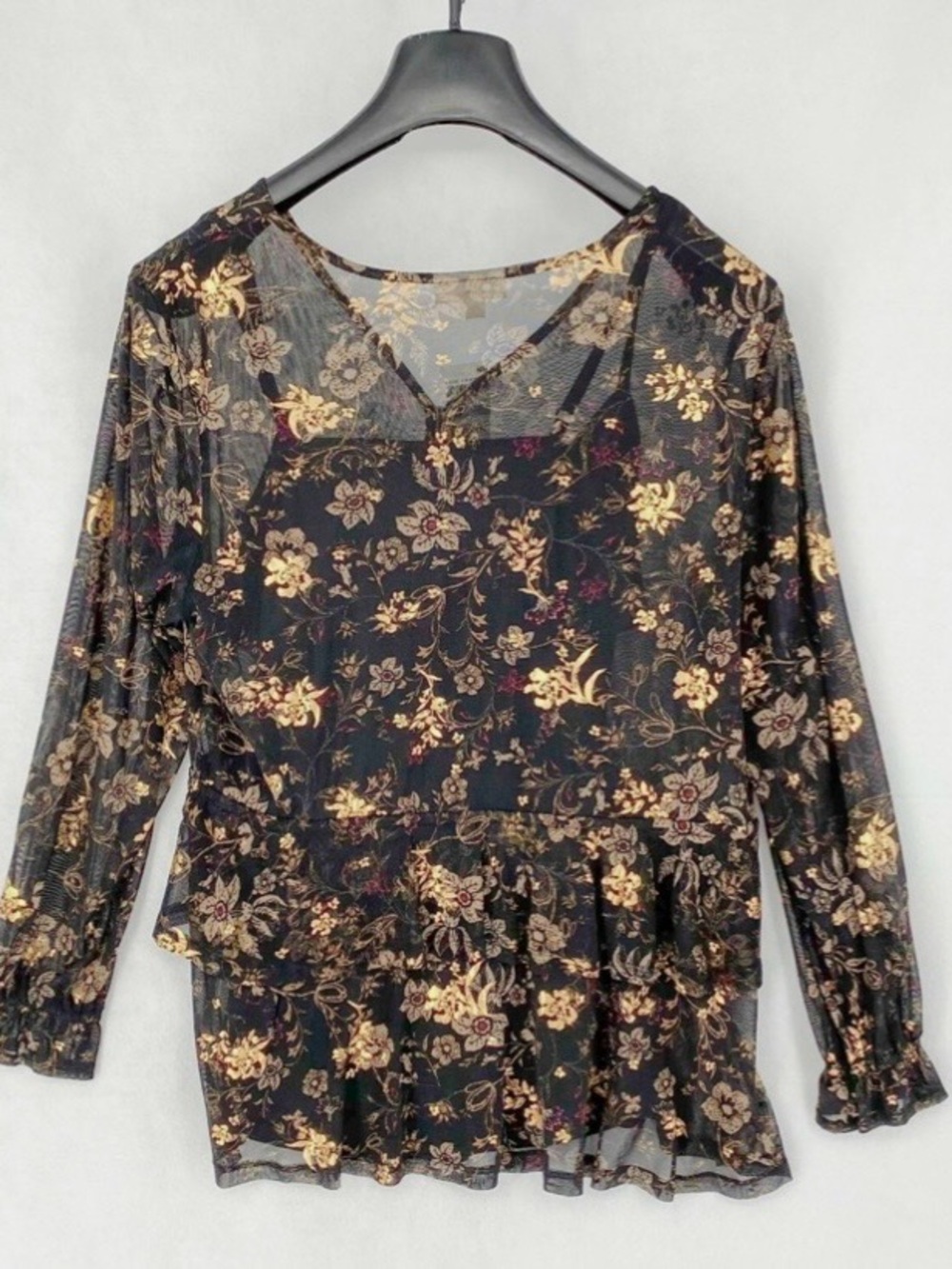 Style & Co. Black Floral Metallic V-Neck Ruffle Blouse